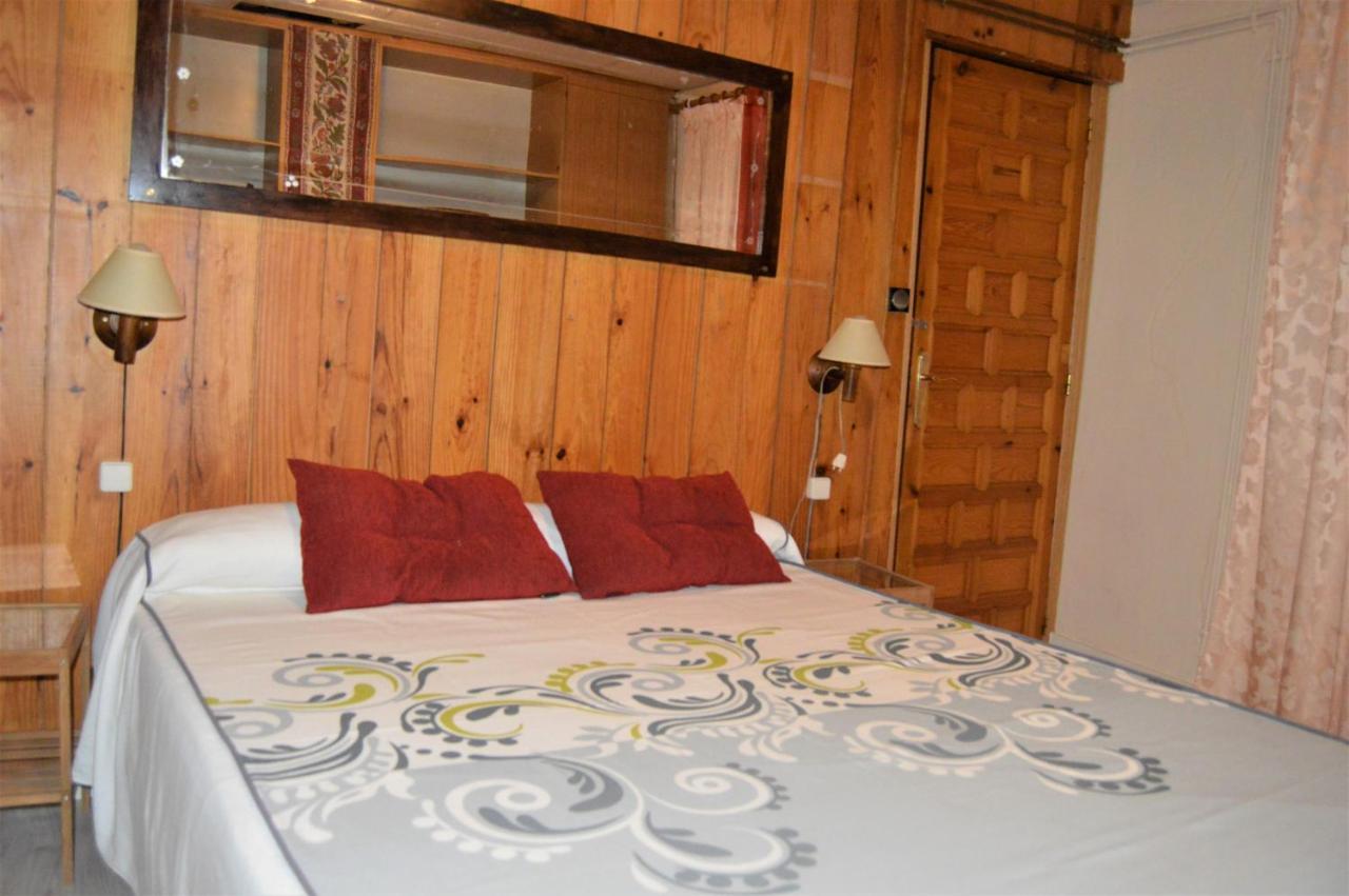 Casa Rural Consuelo Alcala del Jucar Bagian luar foto